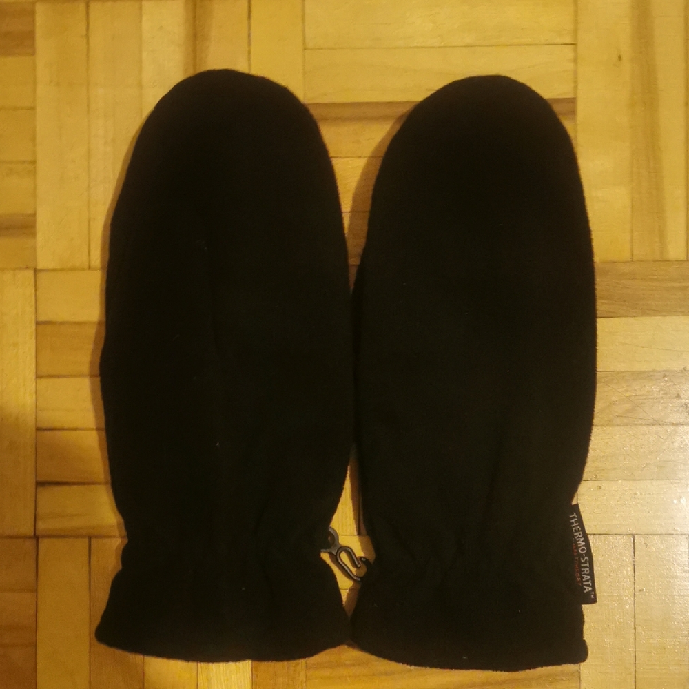 Black Gloves/Mitts/Mittens